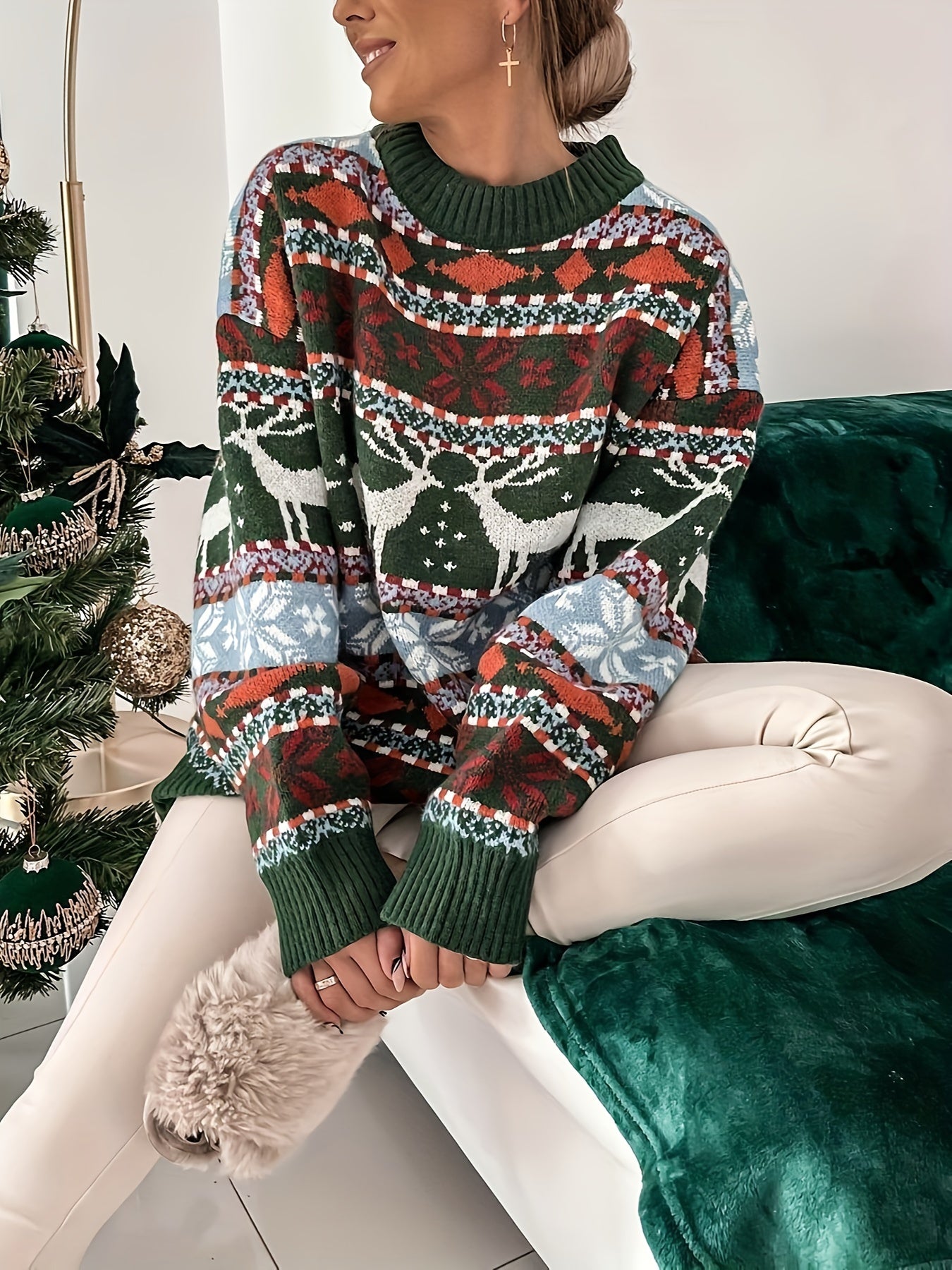 Cozy Christmas Pattern Crew Neck Sweater - Women's Casual Long Sleeve Pullover for Fall & Winter, Soft, Warm & Comfortable