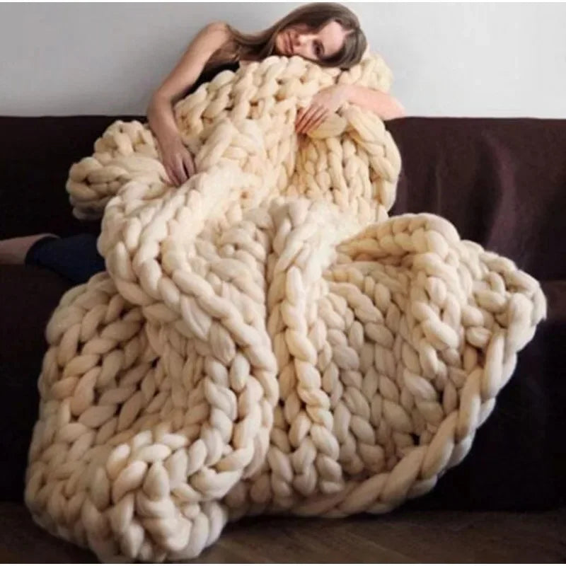 Luxury Heavyweight Knit Blanket - Hand-Woven Soft Chunky Knit Throw for Bedroom & Living Room, Nordic Style Cozy Blanket