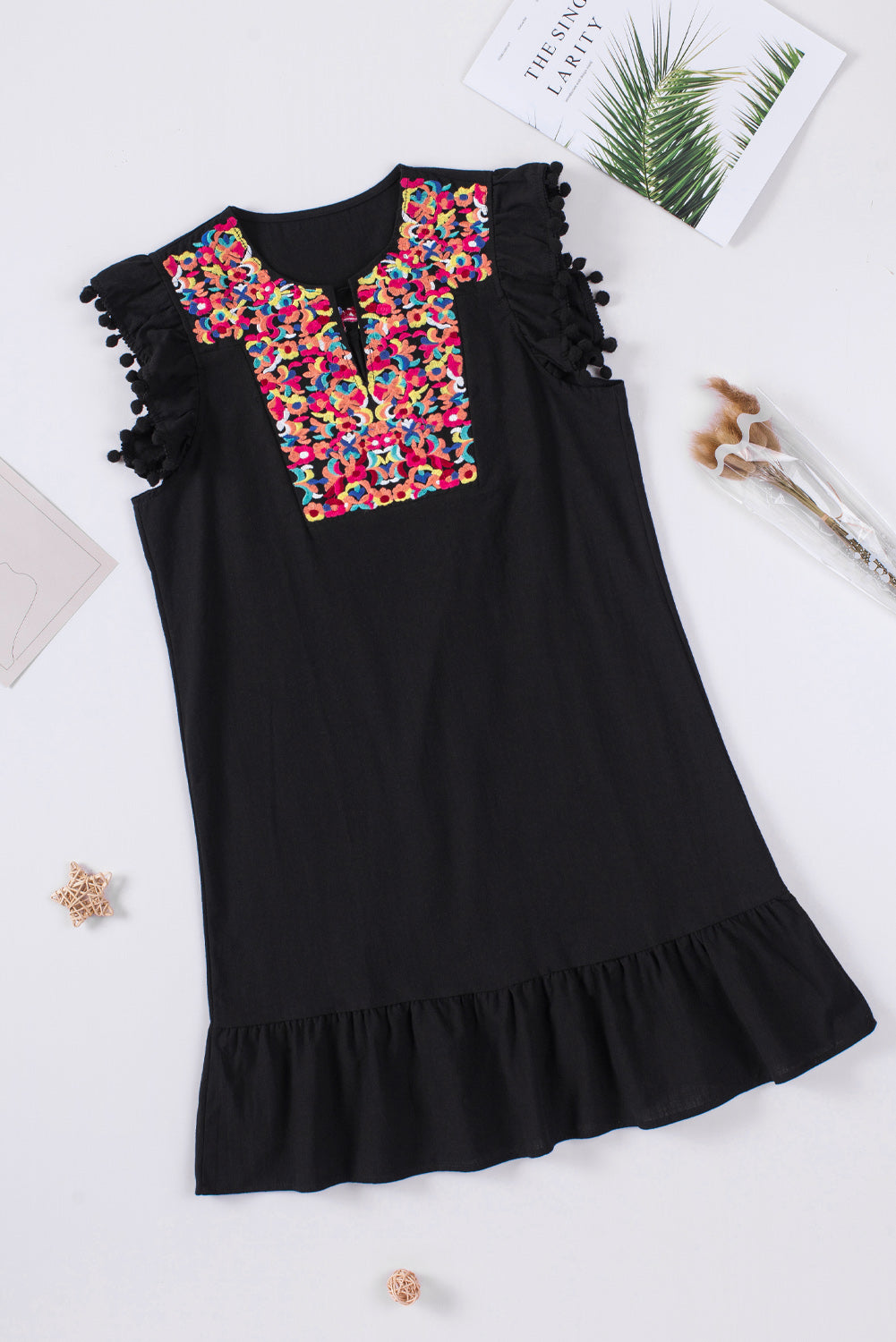 Chic Black Pom Pom A-Line Dress with Ruffled Sleeveless Design - Perfect for Evening Parties and Casual Day Wear